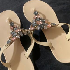 Bejeweled cristal jelly sandals